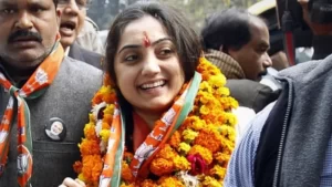 Nupur Sharma waxay ahayd musharaxa BJP ee ka dhanka ah madaxa Delhi Arvind Kejriwa