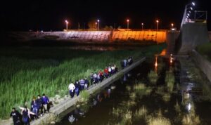 It is hoped that Spain and Canada could help ease the border pressure (Image: Getty)